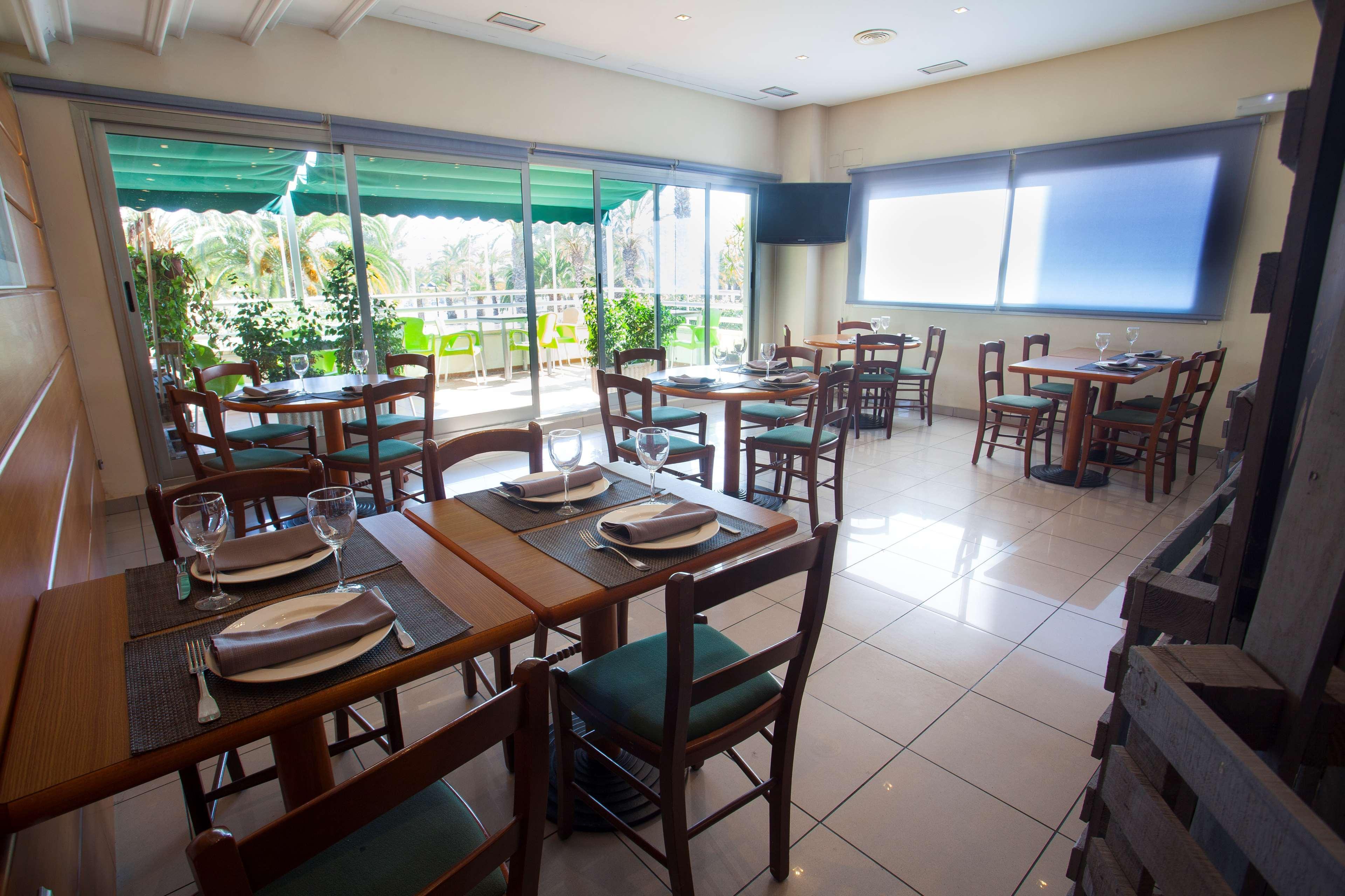 Travelodge Alicante Puerto Dış mekan fotoğraf