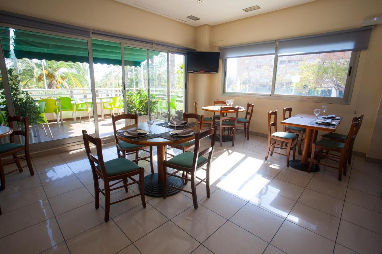 Travelodge Alicante Puerto Dış mekan fotoğraf