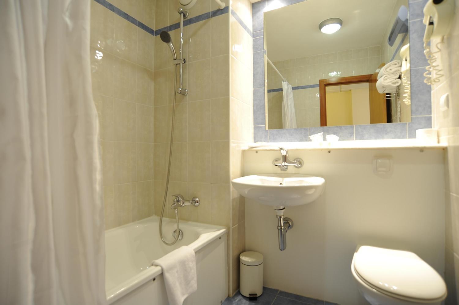 Travelodge Alicante Puerto Dış mekan fotoğraf