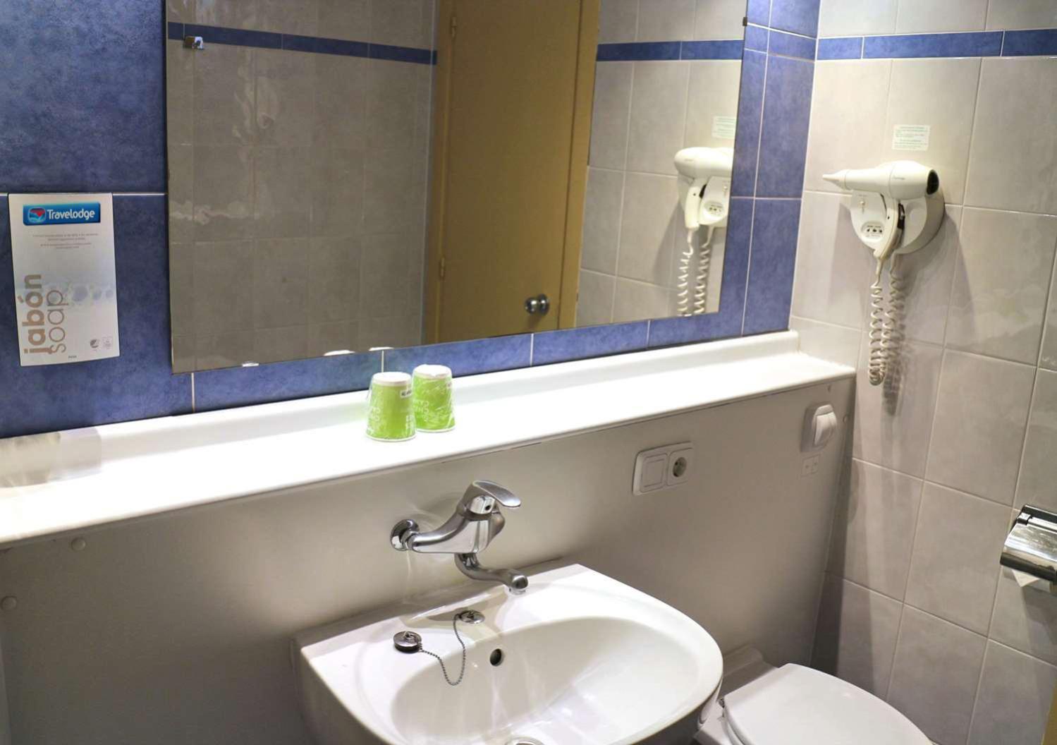 Travelodge Alicante Puerto Dış mekan fotoğraf