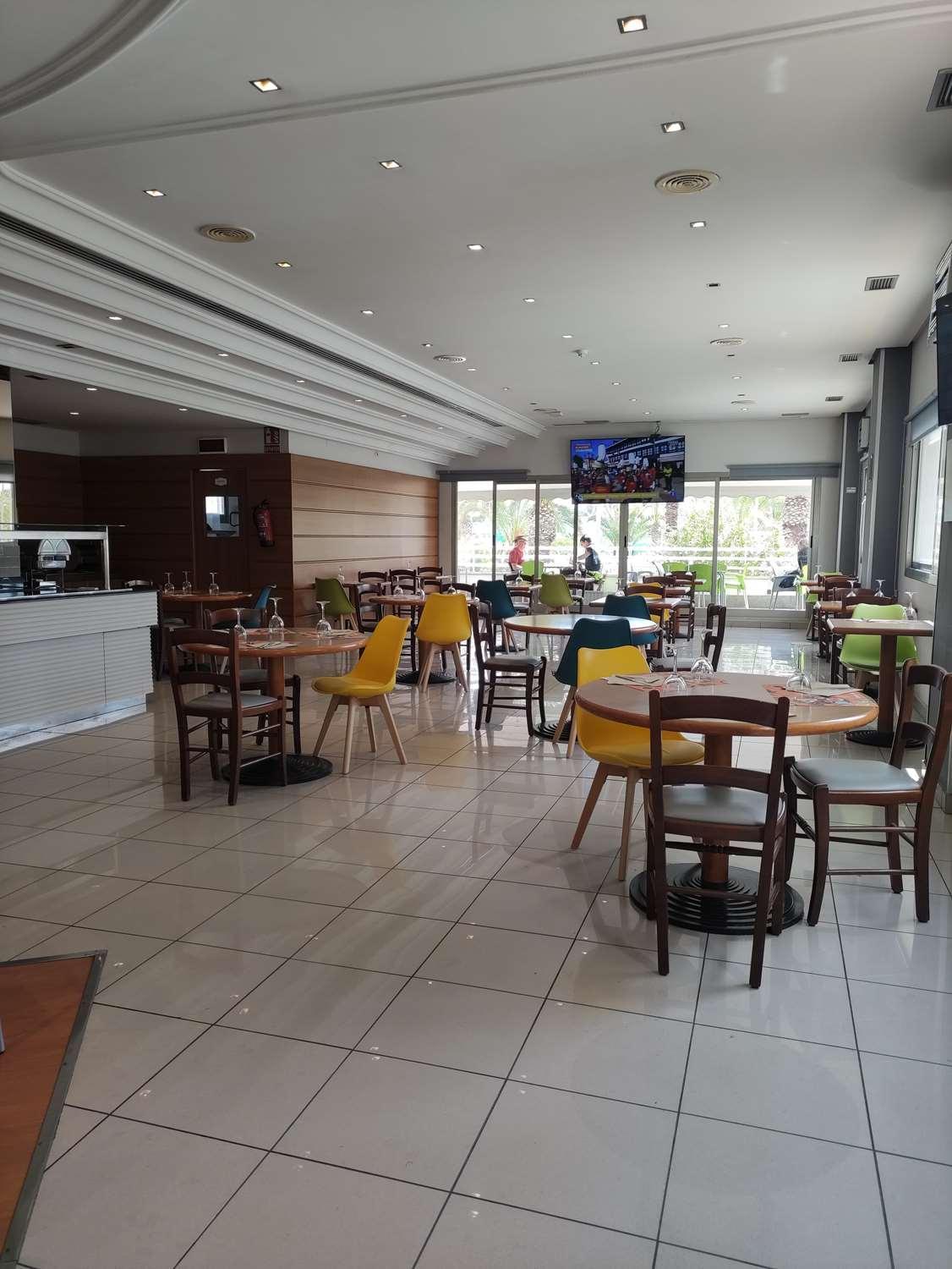 Travelodge Alicante Puerto Dış mekan fotoğraf