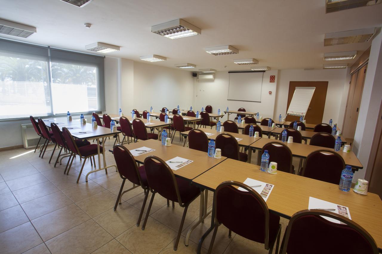 Travelodge Alicante Puerto Dış mekan fotoğraf